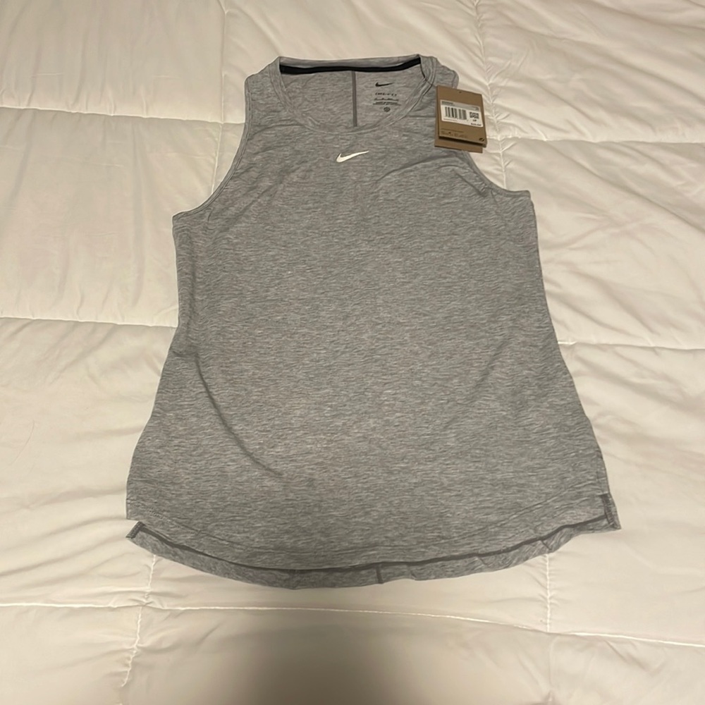 Nike dry fit tank